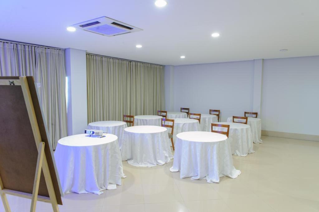 Pumma Business Hotel Canaa dos Carajas Esterno foto